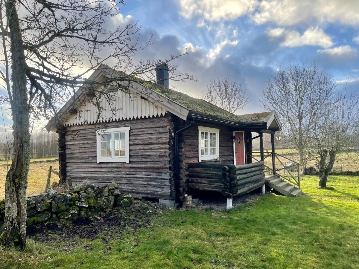 Backgardens Timmerstuga Falköping Exterior foto