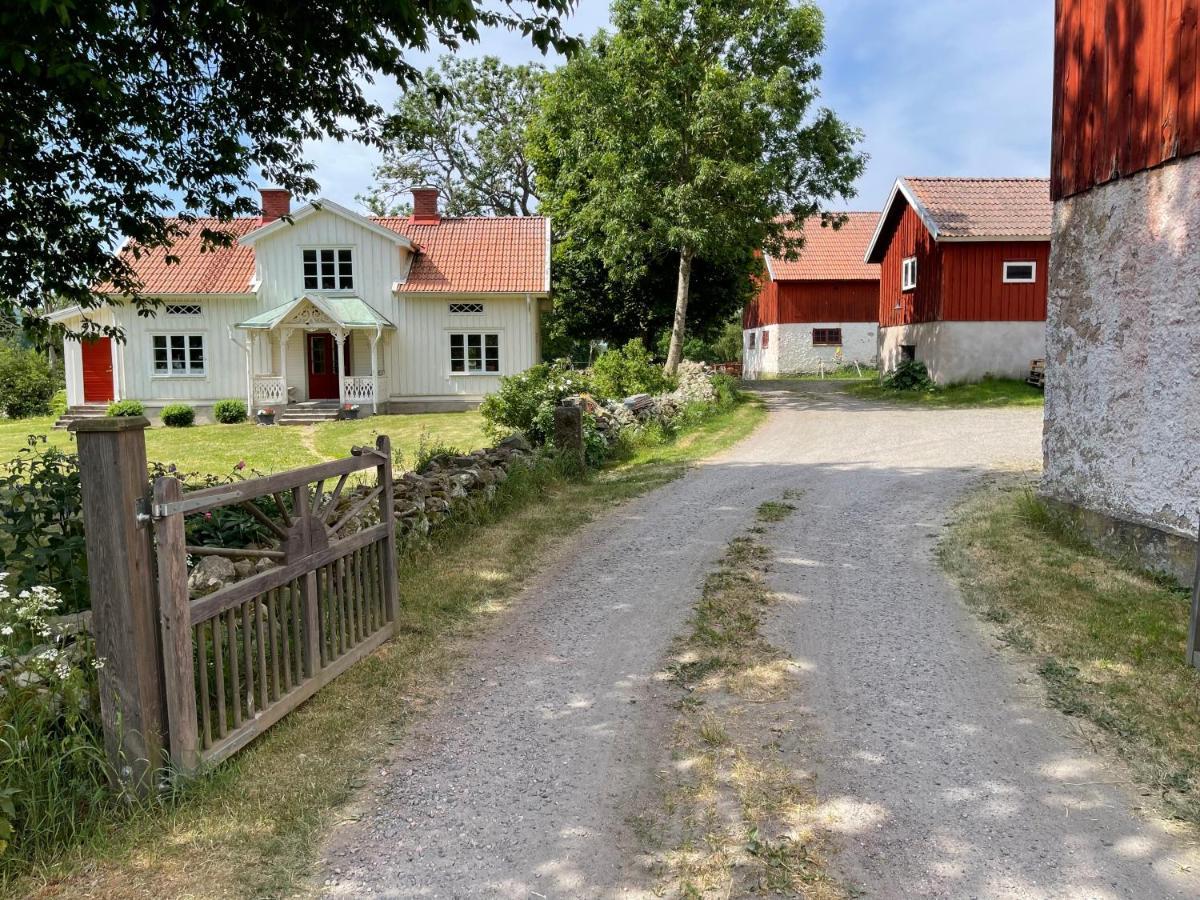Backgardens Timmerstuga Falköping Exterior foto